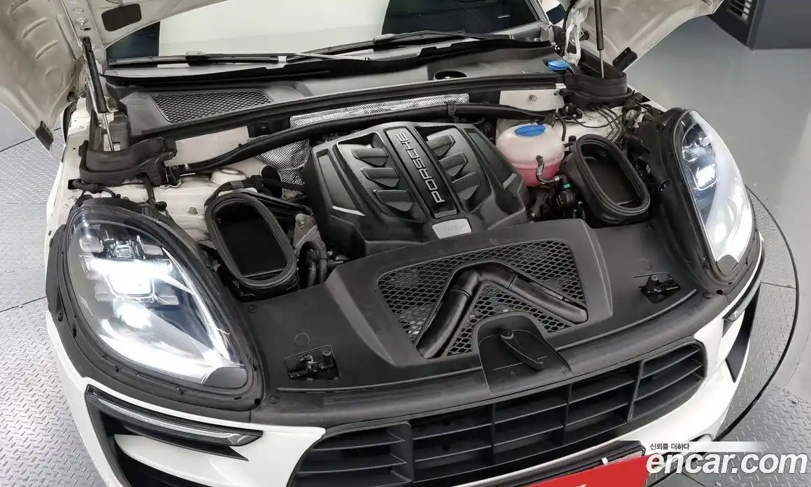 Porsche Macan 2018 3.0 гидро в Москве № 149073, фото 6
