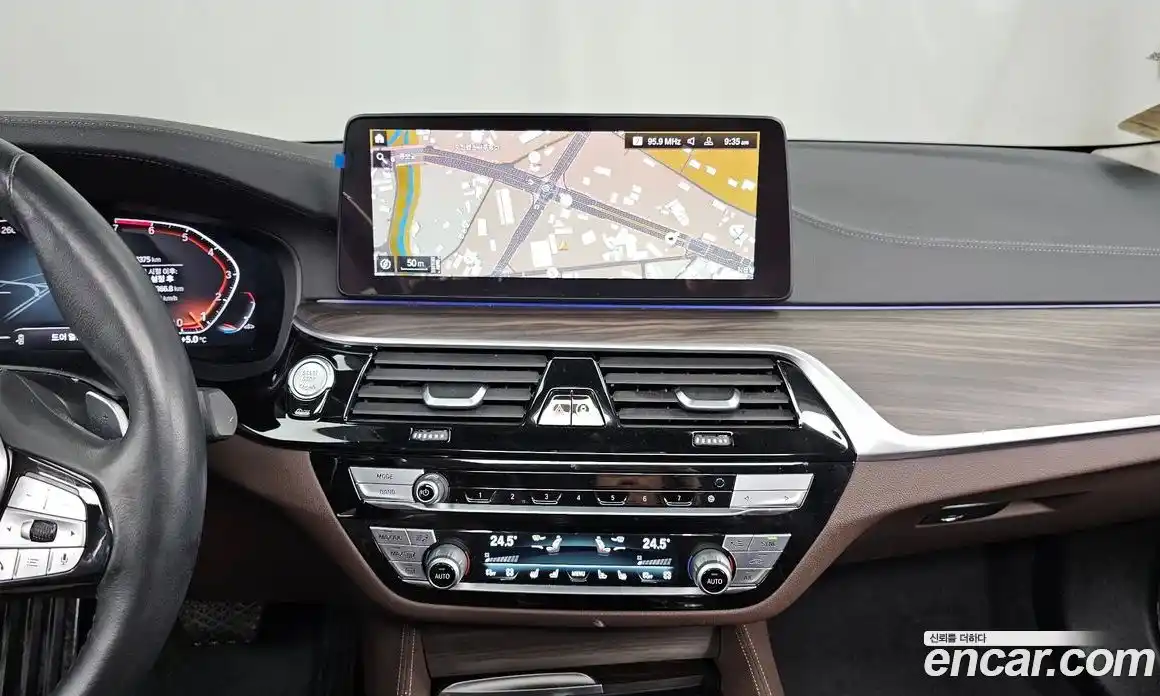 BMW 5-Series 2021 2.0 гидро в Москве, фото 14