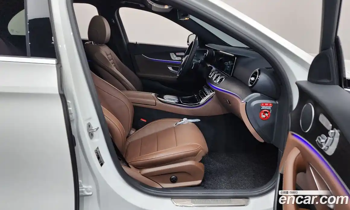 Mercedes-Benz E-Class 2022 2.0 гидро в Москве, фото 11