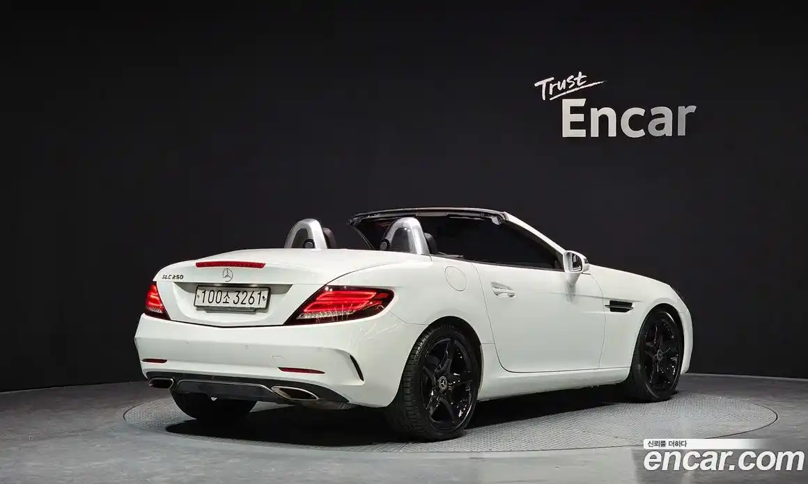 Mercedes-Benz SLC-Class 2019 2.0 гидро в Москве № 161082, фото 2