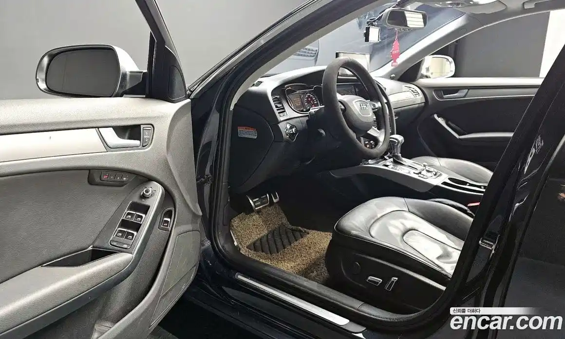 Audi A4 2013 2.0 гидро в Москве № 163885, фото 12