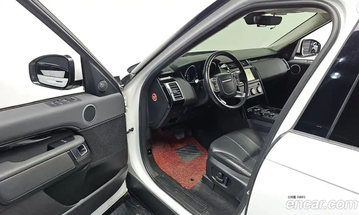 Land Rover Discovery 2018 2.0 гидро в Москве № 166577, фото 11