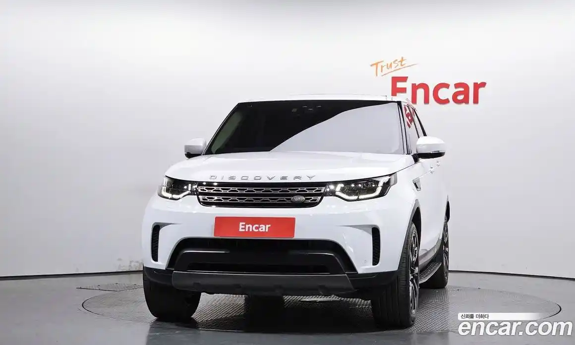 Land Rover Discovery 2018 2.0 гидро в Москве № 166577, фото 3
