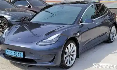 Tesla Model 3, 2020