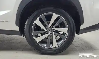 Lexus NX 2018 2.5 гидро в Москве № 168317, миниатюра 5