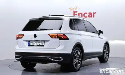 Volkswagen Tiguan 2022 2.0 гидро в Москве № 168390, миниатюра 2