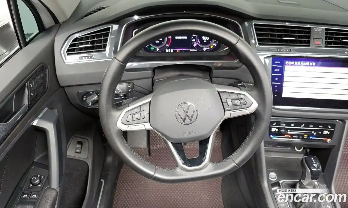 Volkswagen Tiguan 2021 2.0 гидро в Москве № 168894, фото 13