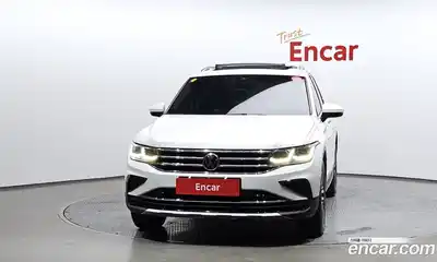Volkswagen Tiguan 2021 2.0 гидро в Москве № 168894, миниатюра 3