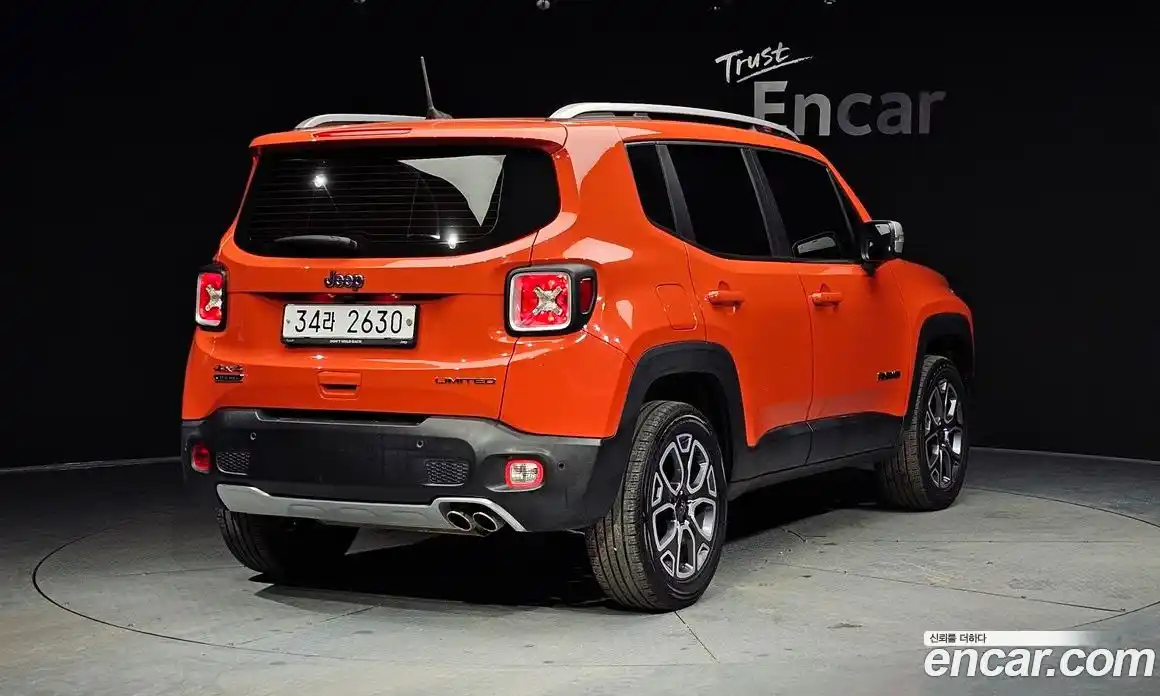 Jeep Renegade 2018 2.0 гидро в Москве № 169857, фото 2