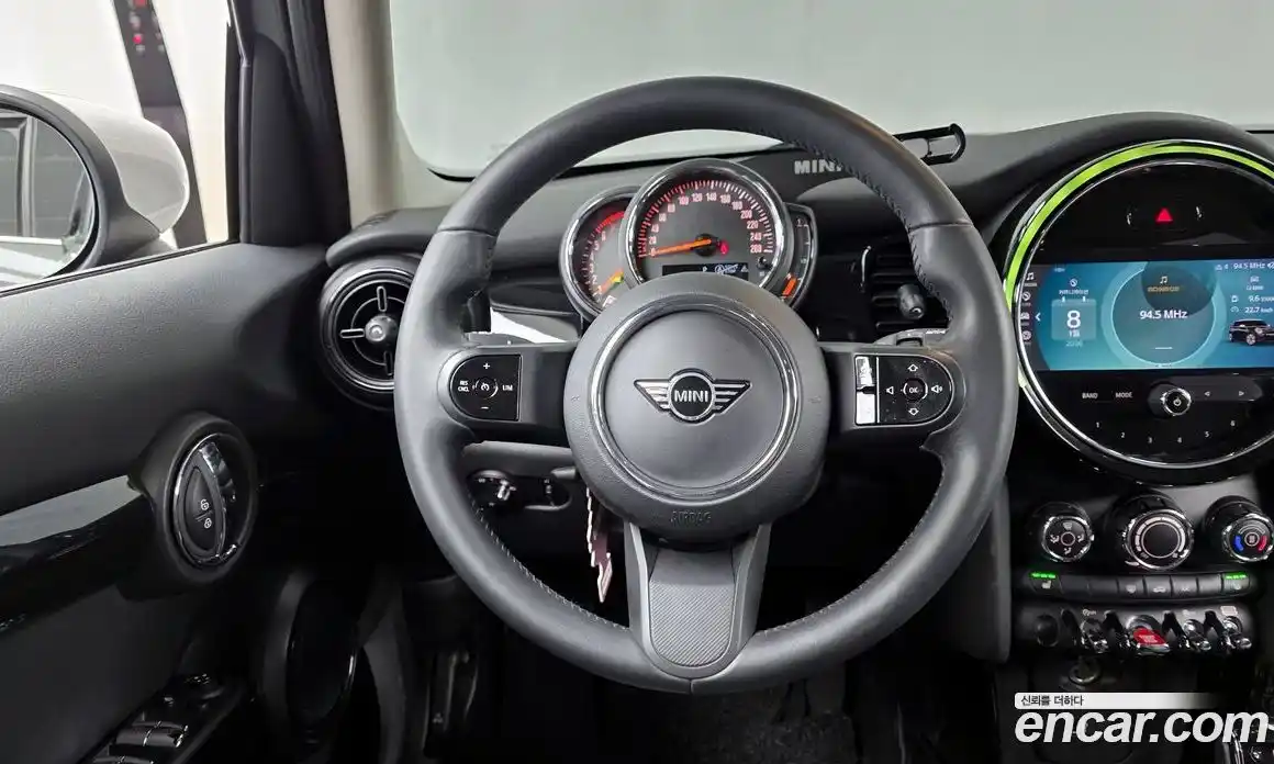 Mini Cooper 2021 1.5 гидро в Москве № 179058, фото 13