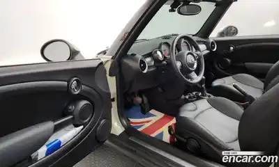 Mini Cooper Convertible 2015 1.6 гидро в Москве № 179272, миниатюра 10
