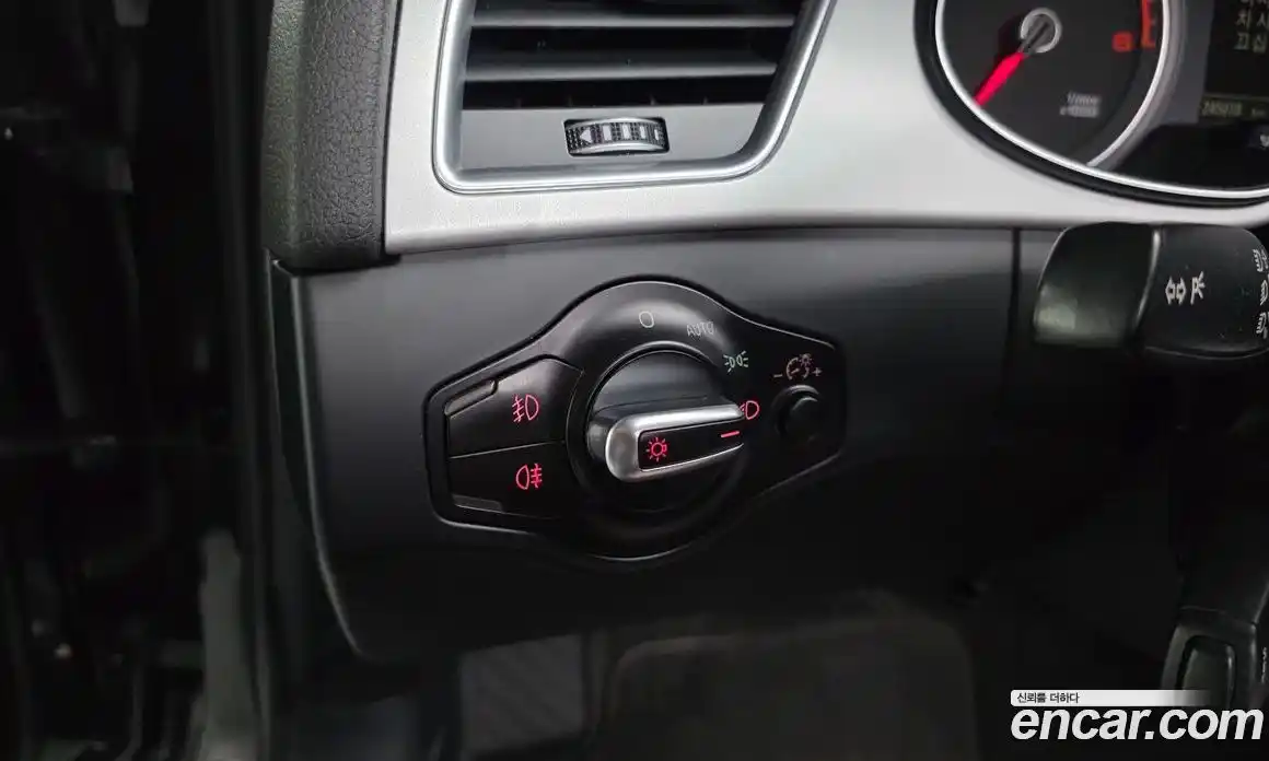 Audi A4 2015 2.0 гидро в Москве № 188581, фото 19