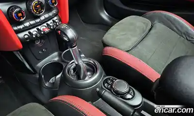 Mini Cooper Convertible 2018 2.0 гидро в Москве № 191243, миниатюра 9
