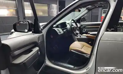 Land Rover Discovery 2024 3.0 гидро в Москве № 198039, миниатюра 10