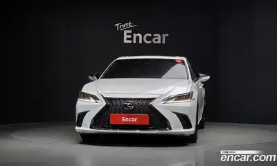 Lexus ES 2024 2.5 гидро в Москве № 198852, миниатюра 3
