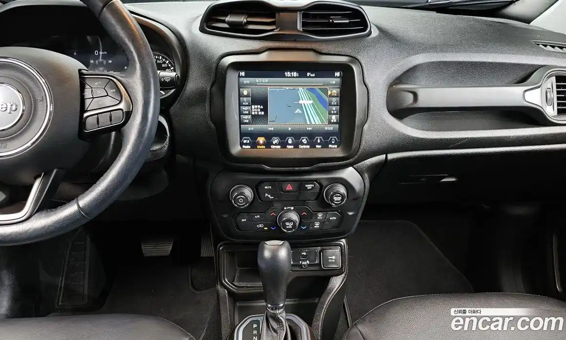 Jeep Renegade 2019 2.4 гидро в Москве № 199397, фото 14