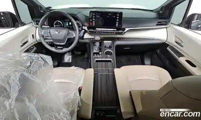 Toyota Sienna 2023 2.5 гидро в Москве № 199624, миниатюра 7