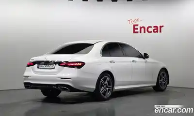 Mercedes-Benz E-Class 2023 2.0 гидро, миниатюра 2