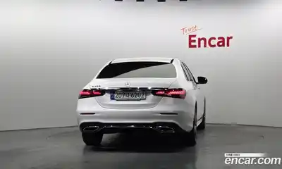 Mercedes-Benz E-Class 2023 2.0 гидро, миниатюра 4