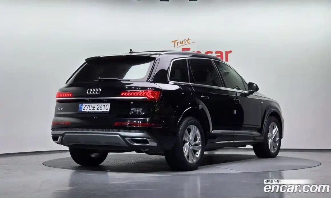 Audi Q7 2021 3.0 гидро в Москве № 212451, фото 2