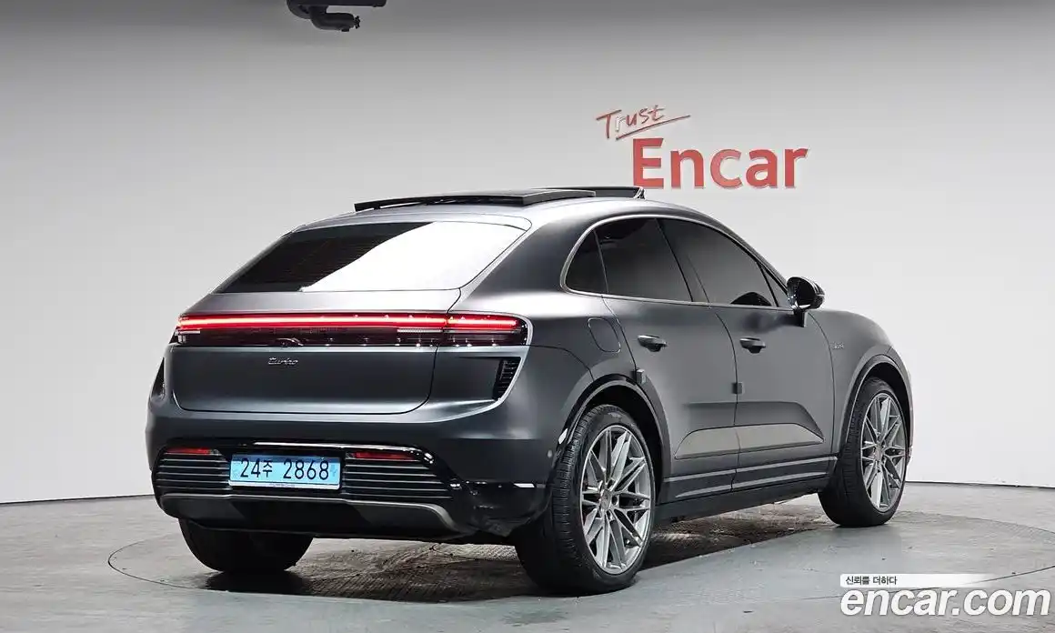 Porsche Macan 2025 0.2 гидро в Москве № 213101, фото 1