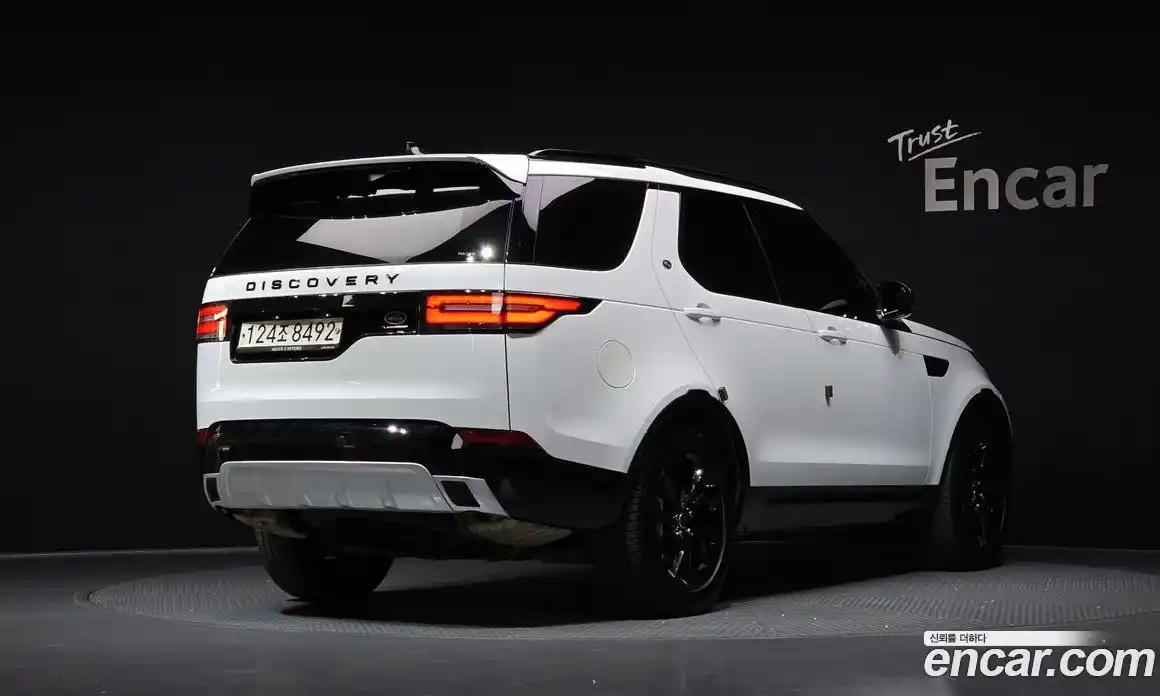 Land Rover Discovery 2020 3.0 гидро в Москве № 213333, фото 2