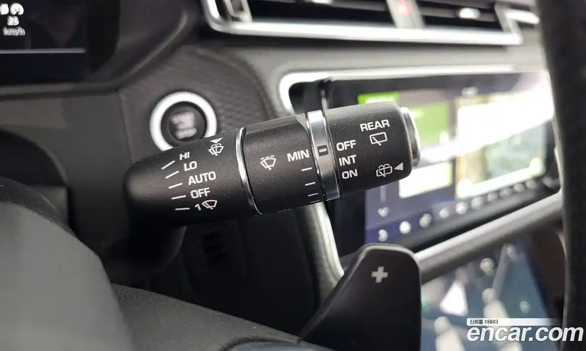 Land Rover Range-Rover Velar 2019 2.0 гидро в Москве № 213536, фото 14