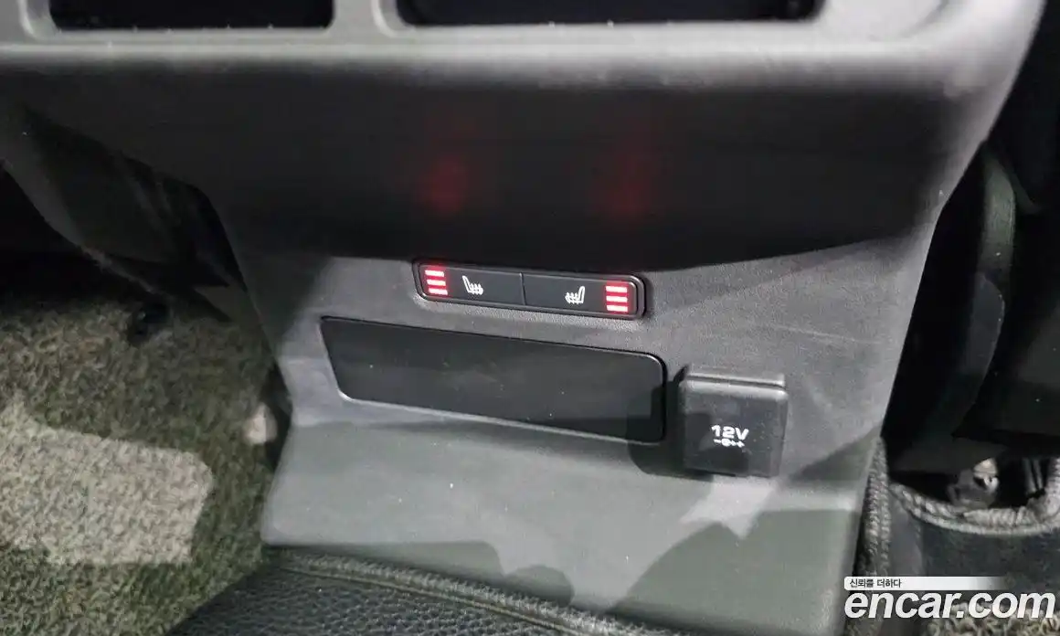 Land Rover Range-Rover Velar 2019 2.0 гидро в Москве № 213536, фото 18