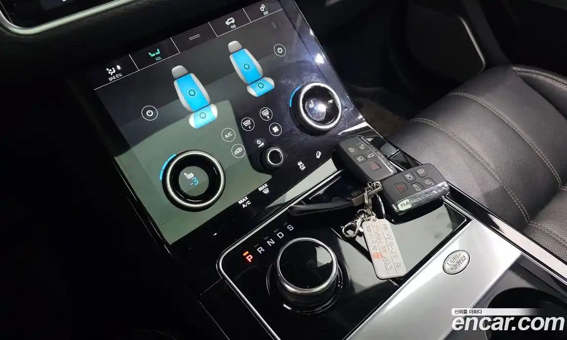 Land Rover Range-Rover Velar 2019 2.0 гидро в Москве № 213536, фото 9
