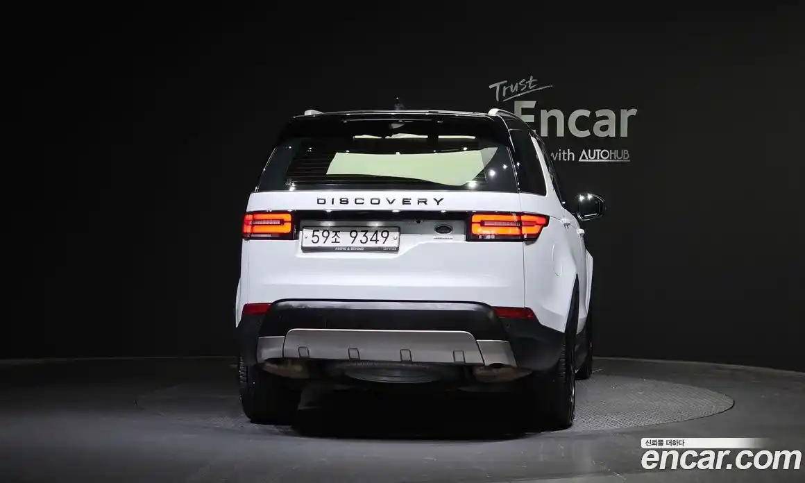 Land Rover Discovery 2017 3.0 гидро в Москве № 213683, фото 4