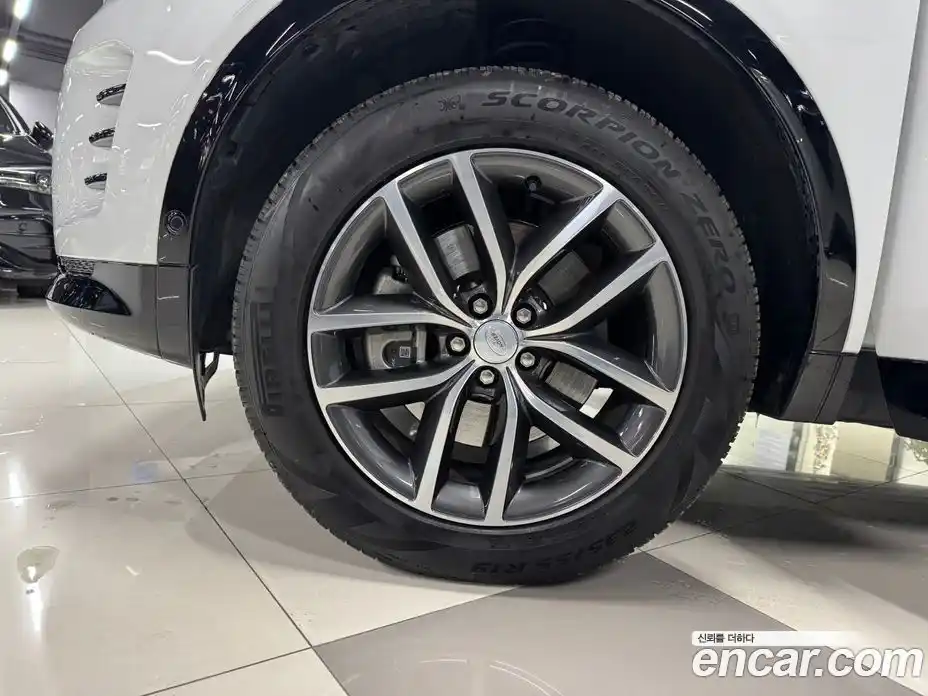 Land Rover Discovery Sport 2024 2.0 гидро в Москве № 213887, фото 15