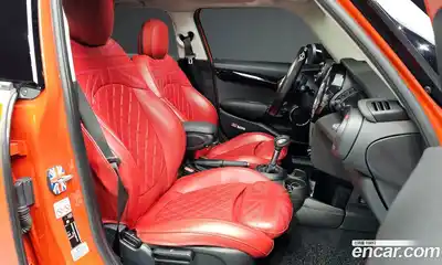 Mini Cooper 2019 2.0 гидро в Москве № 214239, миниатюра 10
