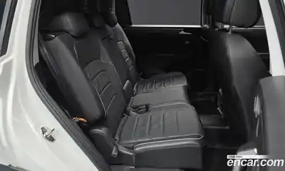 Volkswagen Tiguan 2023 2.0 гидро в Москве № 214943, миниатюра 12