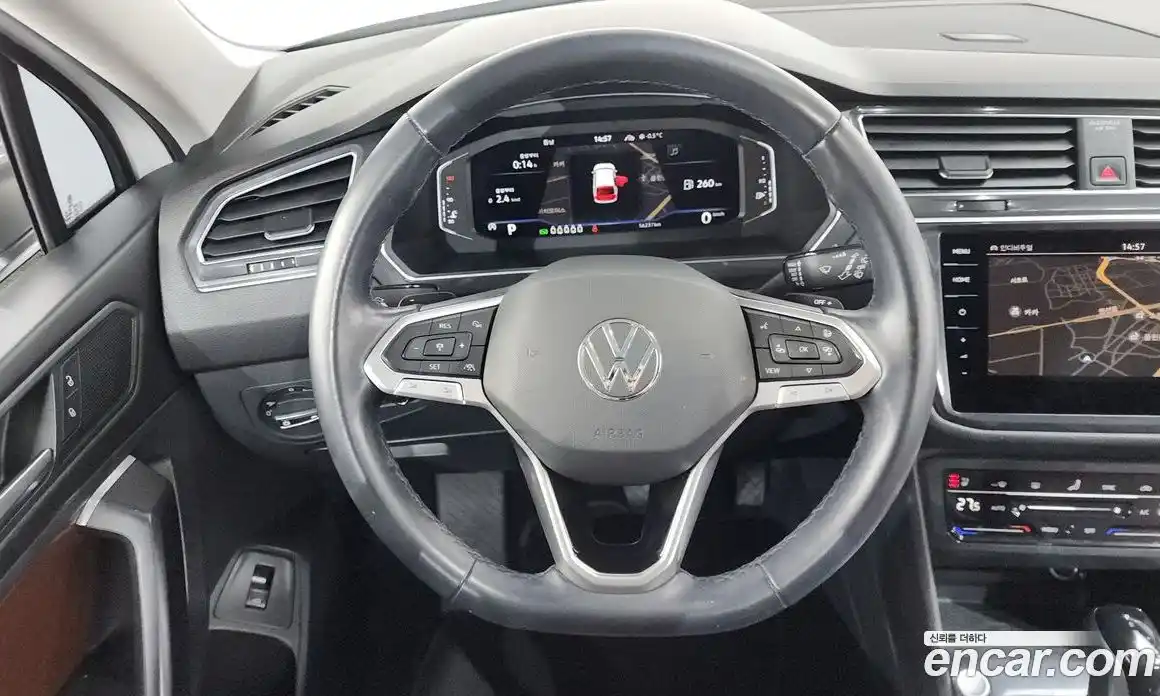 Volkswagen Tiguan 2022 2.0 гидро в Москве № 215006, фото 13