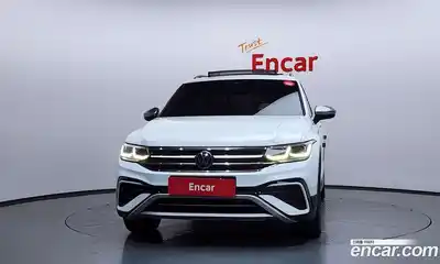 Volkswagen Tiguan 2022 2.0 гидро в Москве № 215006, миниатюра 3