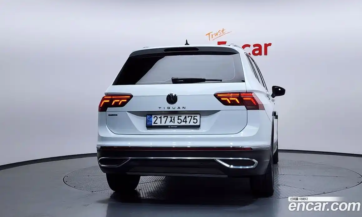 Volkswagen Tiguan 2022 2.0 гидро в Москве № 215006, фото 4