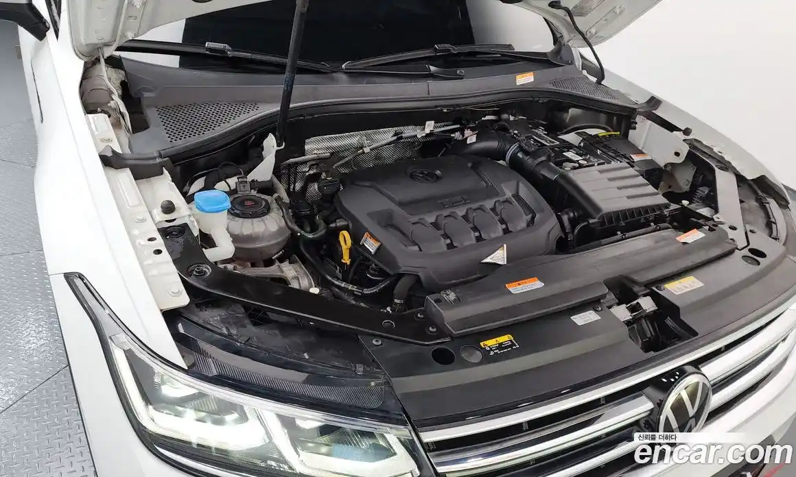 Volkswagen Tiguan 2022 2.0 гидро в Москве № 215006, фото 6
