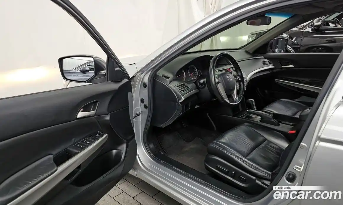 Honda Accord 2008 2.4 гидро в Москве № 215162, фото 10