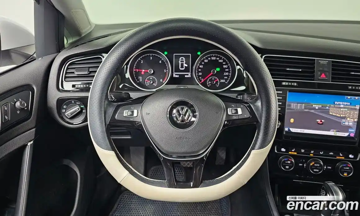 Volkswagen Golf 2014 2.0 гидро в Москве № 215230, фото 13