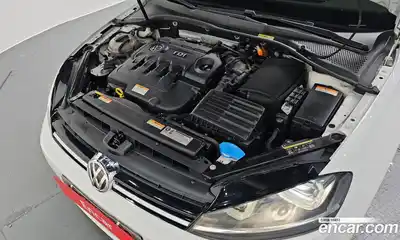 Volkswagen Golf 2014 2.0 гидро в Москве № 215230, миниатюра 6