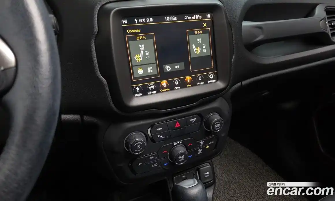 Jeep Renegade 2020 2.4 гидро в Москве № 215481, фото 16