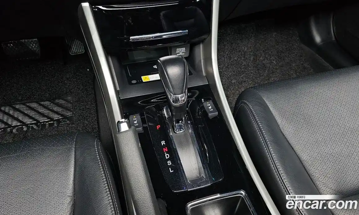 Honda Accord 2016 2.4 гидро в Москве № 215689, фото 9