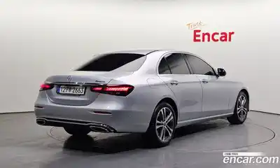 Mercedes-Benz E-Class 2021 2.0 гидро, миниатюра 2