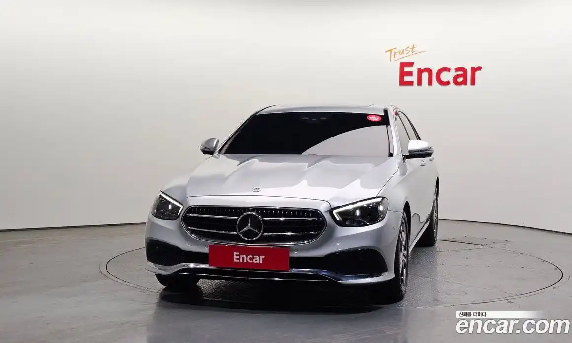 Mercedes-Benz E-Class 2021 2.0 гидро, фото 3