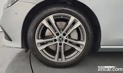 Mercedes-Benz E-Class 2021 2.0 гидро, миниатюра 5