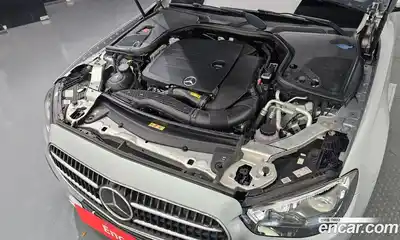 Mercedes-Benz E-Class 2021 2.0 гидро, миниатюра 6