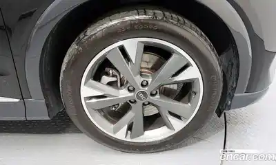 Audi Q4 e-tron 2023 0.2 гидро в Москве № 229681, миниатюра 5