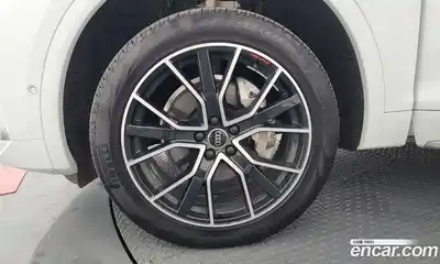 Audi Q5 2023 2.0 гидро в Москве № 229773, миниатюра 5