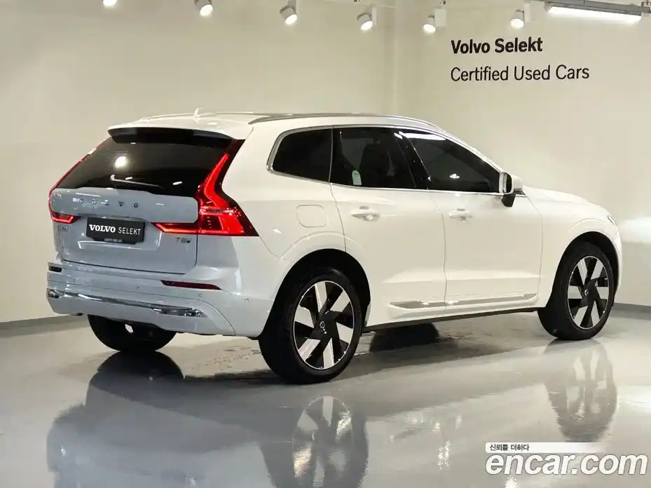 Volvo XC60 2025 2.0 гидро в Москве № 230736, фото 2