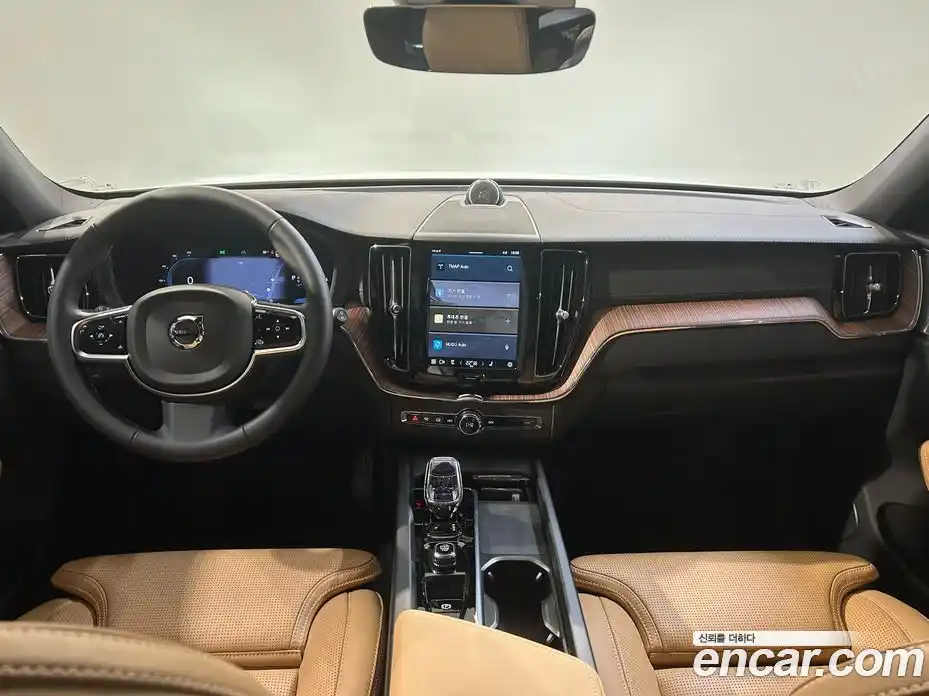 Volvo XC60 2025 2.0 гидро в Москве № 230736, фото 7